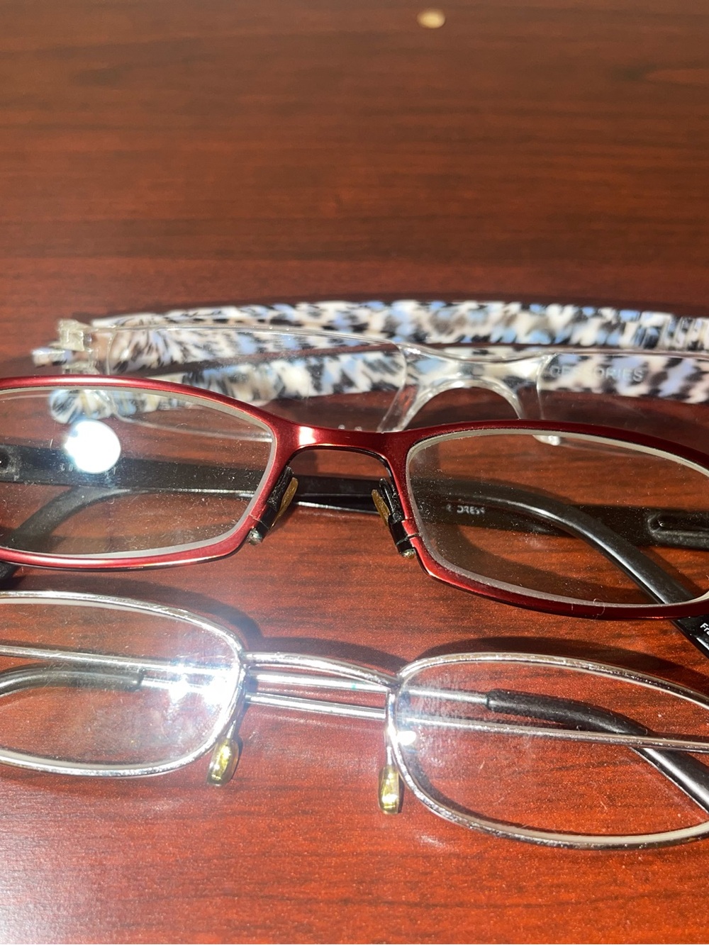 Women's Red Metal Reading Glasses